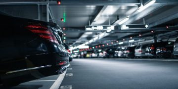 denunciar vecino invadir plaza de garaje