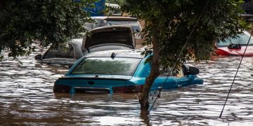 vehículo afectado por el temporal