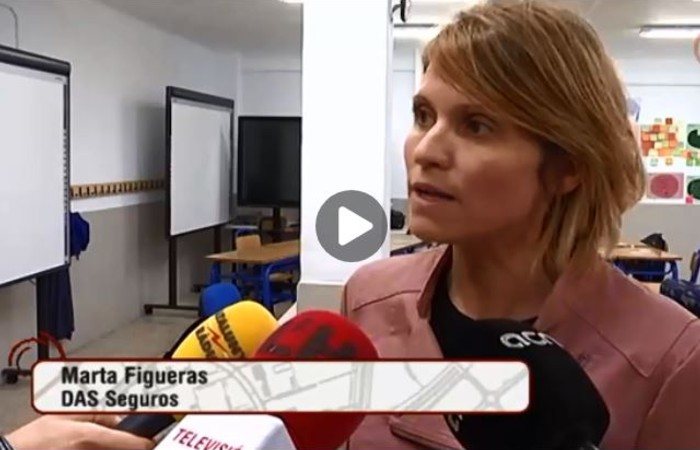 La escuela Alegre de L’Hospitalet pone en marcha un programa piloto para detectar el ciberbullying