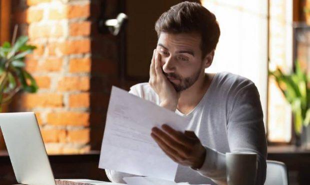 ¿Puede una compañía incluirte en una lista de morosos?